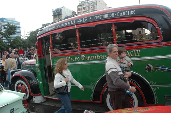 Argentinian Bicentennial - Author: Pablo Etchevers