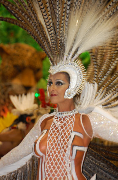 Bailarina apertura comparsa Mar�-Mar�