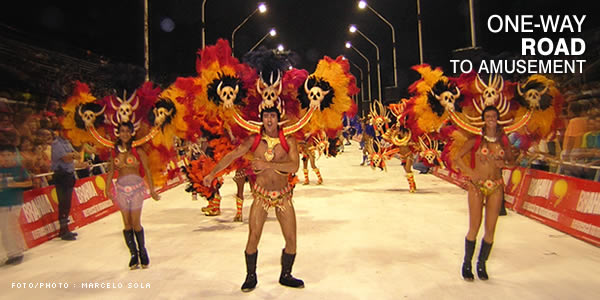 Gualeguaych� carnival scenery: The Cors�dromo