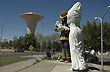 Rotonda de Plaza Huincul, monumento al Bombero Vountario - Foto: Jorge Gonz�lez