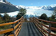 Walkways to the glacier - Photo: Jorge Gonz�lez