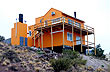 Cabins opposite the lake - Photo: Eduardo Epifanio