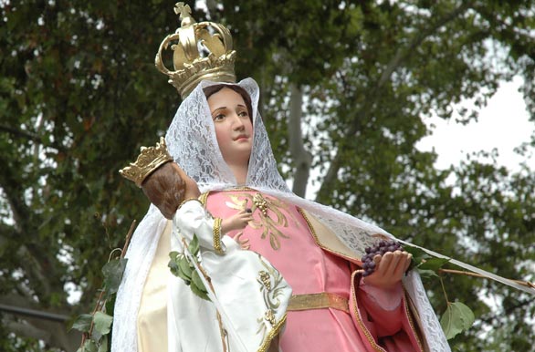 La Virgen - Autor: Pablo Etchevers