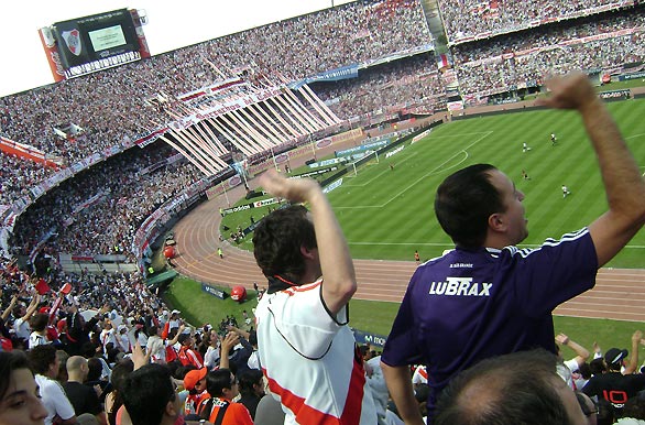 River Plate, River Plate - Author: Pablo Etchevers