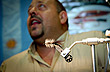 Fly-tying passion - Photo: Eduardo Epifanio