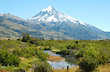 Lan�n Volcano and Malleo River - Photo: Jorge Gonz�lez