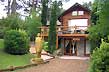 Casas y bosque - Photo: Cristina Sabaliauskas - Welcomeargentina.com