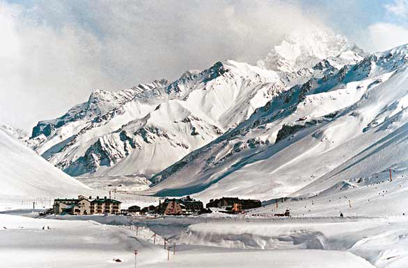 Vista del centro de esquí Penitentes
