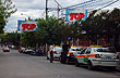 Supermercado y taxis - Foto: Eduardo Epifanio