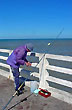 Pesca desde el muelle - Photo: Pablo Etchevers