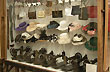 Sombreros y maquinas - Photo: Jorge Gonz�lez