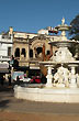 Plaza, Arbol de la vida y casa de comercio - Photo: Jorge González Plaza, Arbol de la vida y casa de comercio - Photo: Jorge González
