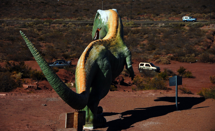 La reproducción de un dinosaurio en tamaño natural
