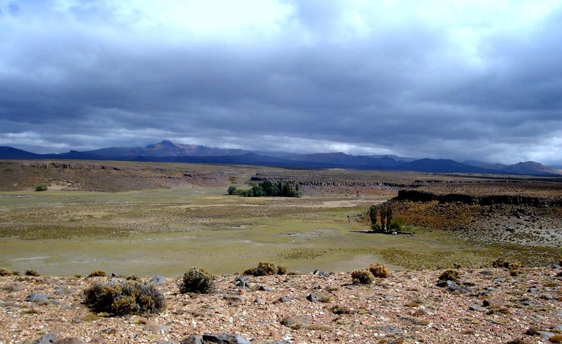 In the heart of the Patagonian steppe - Photo: Diego Schro
