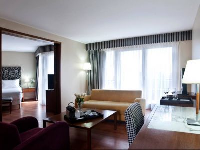 4-star Hotels NH Panorama