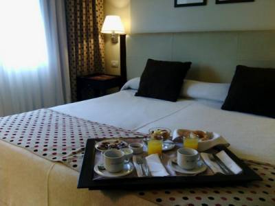 4-star Hotels Kenton Palace Hotel