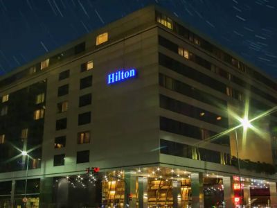 Hoteles 5 estrellas Hilton
