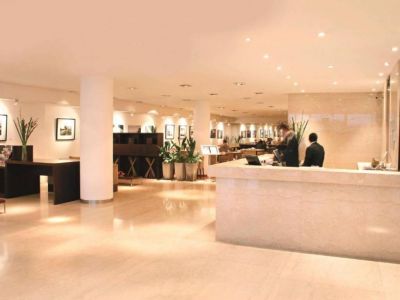 Superior 4-star Hotels Dazzler San Martín