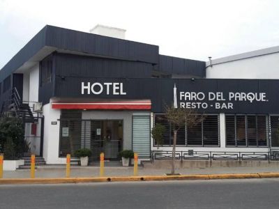 Hotels Faro del Parque