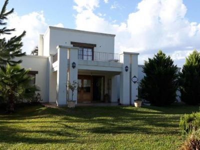 Private Houses for temporary rental (National Urban Leasing Law Nbr. 23,091) La Rosa De Azafran
