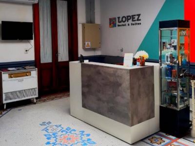 Albergues/Hostels Lopez Hostel & Suites