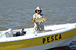Pesca del dorado y devolución - Foto: Sub.Secretaria de Turismo de la Provincia del Chaco Pesca del dorado y devolución - Foto: Sub.Secretaria de Turismo de la Provincia del Chaco