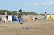 Pateando la pelota - Foto: Jorge Gonz�lez