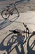 Bicycles and shadows - Photo: Eduardo Epifanio