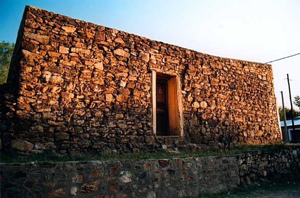 El monumento puntano - Author: Secretar�a de Turismo de San Luis