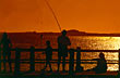 Tarde de pesca en el muelle - Foto: Secretaría de Turismo Municipalidad de la Costa Tarde de pesca en el muelle - Foto: Secretaría de Turismo Municipalidad de la Costa