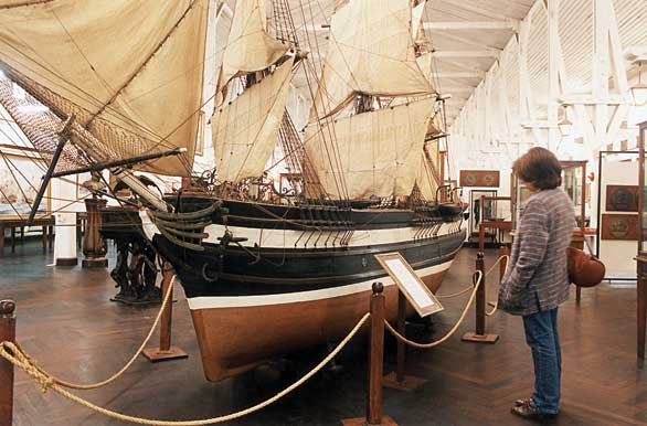 Visitando el Museo Naval