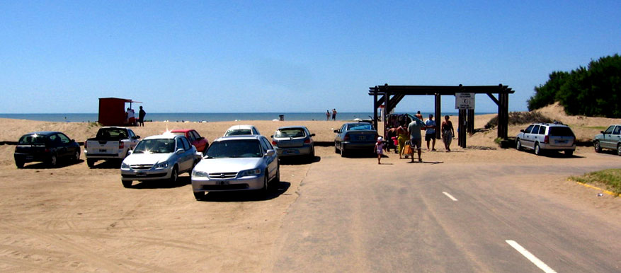 Estacionamiento en la playa