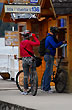 En bici por Villa La Angostura - Foto: Jorge Gonz�lez