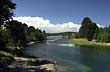 La uni�n entre los lagos Alumin� y Moquehue - Foto: Santiago Gaudio