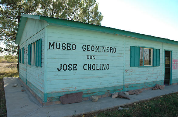 Museo Geominero Don José Cholino