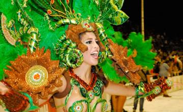 ...el Carnaval es samba verdadero...y es nuestro orgullo que sea lo primero...