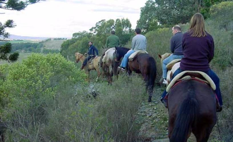 Cabalgatas por las sierras tandilenses