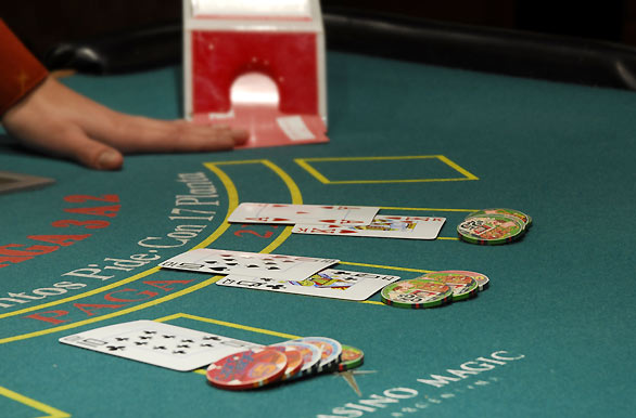 Naipes en la mesa, Casinos de Argentina