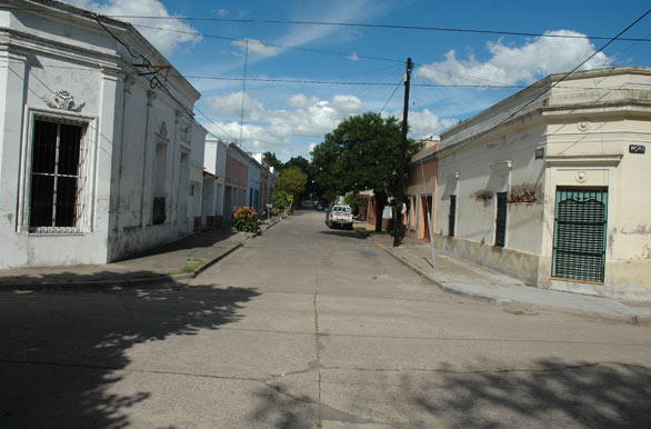 Muñiz Street corner