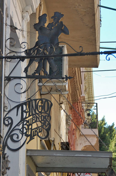 San Telmo's allegorical sign