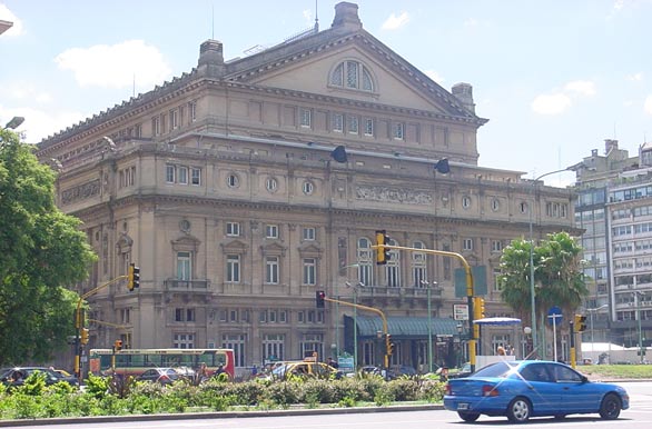9 de Julio Avenue and the Colón Theater