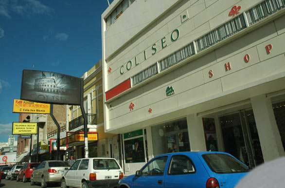 Coliseo Shopping Mall