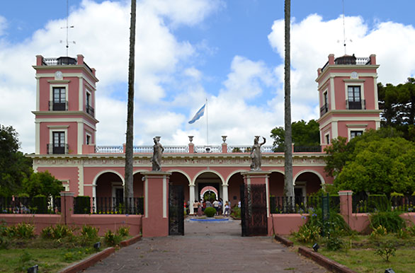 Frente del palacio