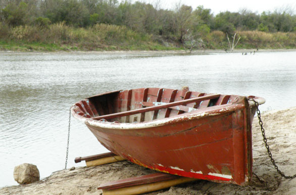 Gualeguay River bank