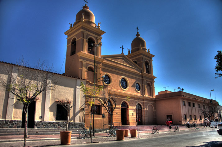 Catedral Nuestra Seora del Rosario, Cafayate-Salta - Autor: Eduardo Epifanio