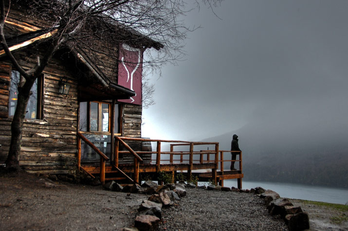Wine Bar de Paihuen, San Martn de los Andes - Autor: Eduardo Epifanio