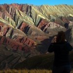 Formaci�n Yacoraite (caliza de colores ocre, amarillo, verde), El Hornocal