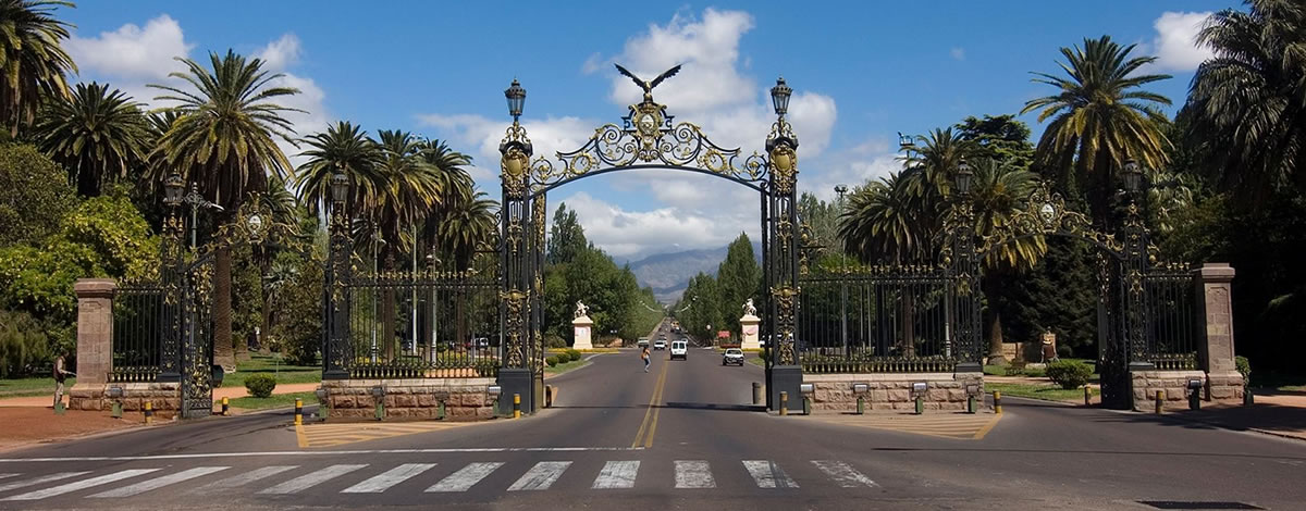 Travel to Mendoza: How to get to Mendoza City, Mendoza