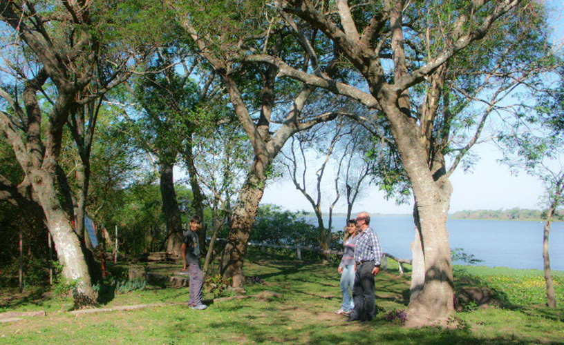 A la vera de la laguna