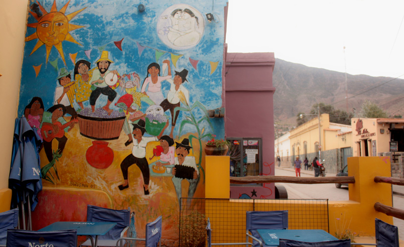 Coffee, all covered with murals